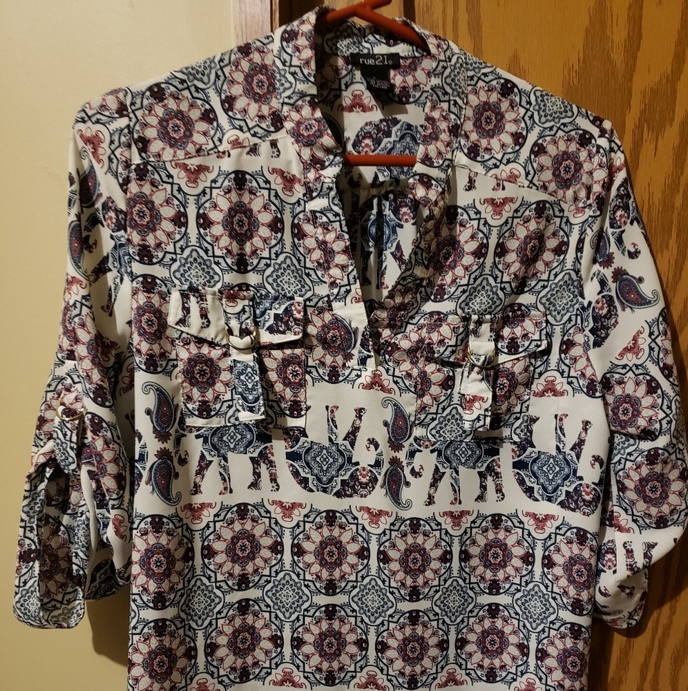 Rue 21 shirt